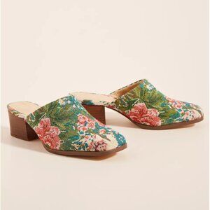 Gwendolyn Heeled Mules Anthropologie: Size 8